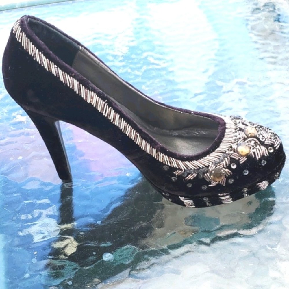 Brand New Colin Stuart Women's Beaded Embellished Suede Platform High Heels